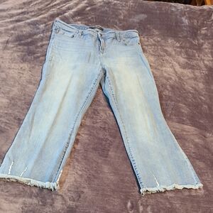 Liverpool Light Blue Cropped Jeans with Frayed Hem